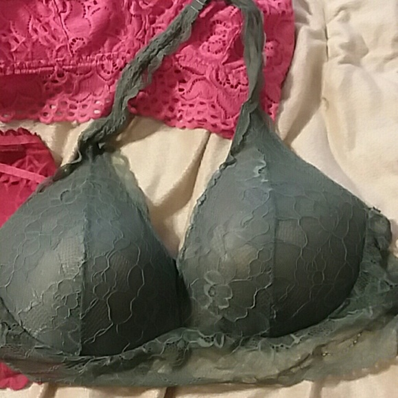 Bra bundle - Picture 4 of 6